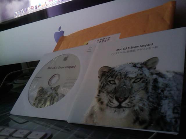 Mac OS X Show Leopardが届く