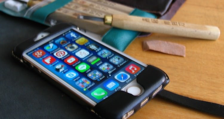 ROBERU iPhone5ケースを改造