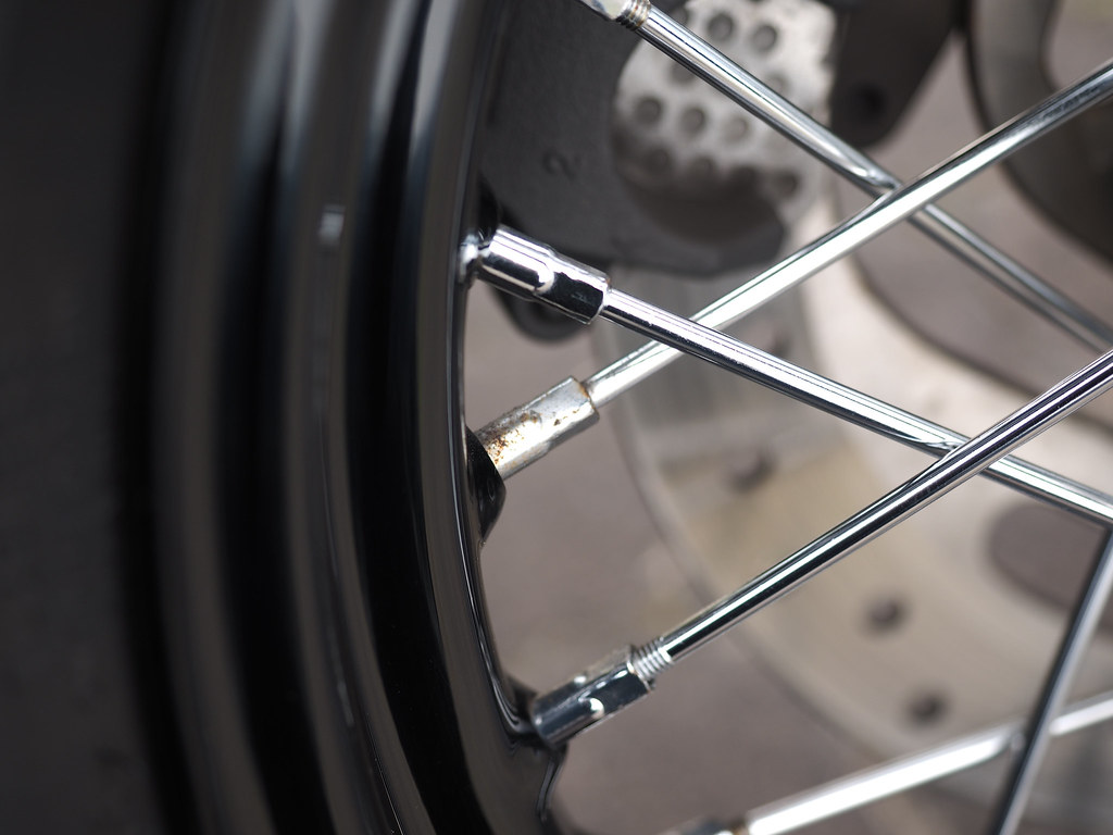 rust-hd-48-spoke-wheels