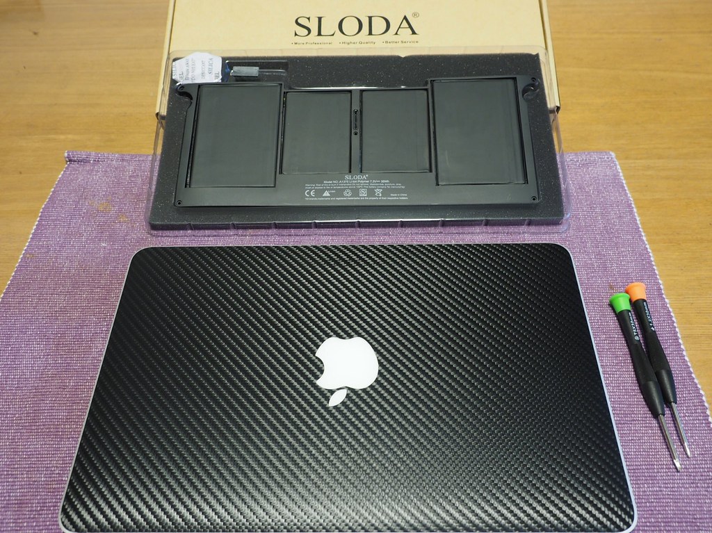 MacBookAir11-Battery03