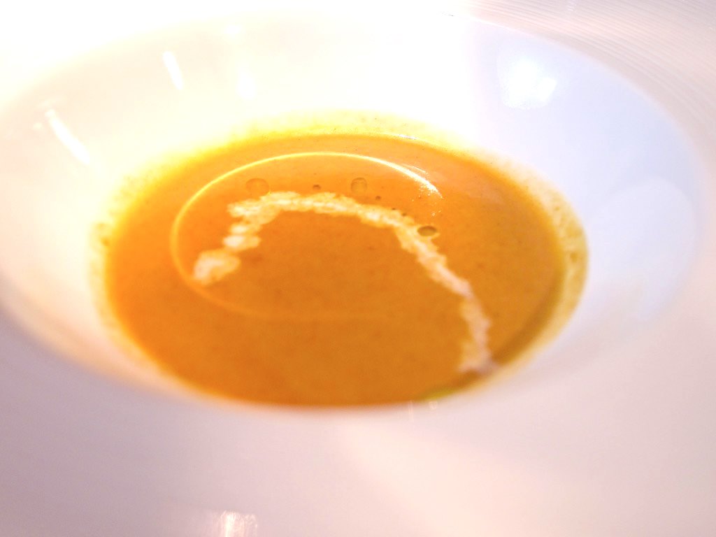 オマール海老のスープ カレー風味